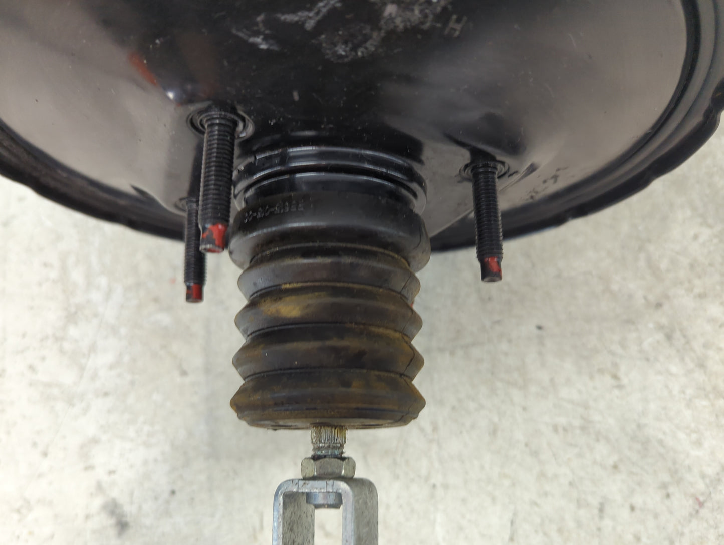2012-2014 Hyundai Genesis Power Brake Booster Oem - Oemusedautoparts1.com