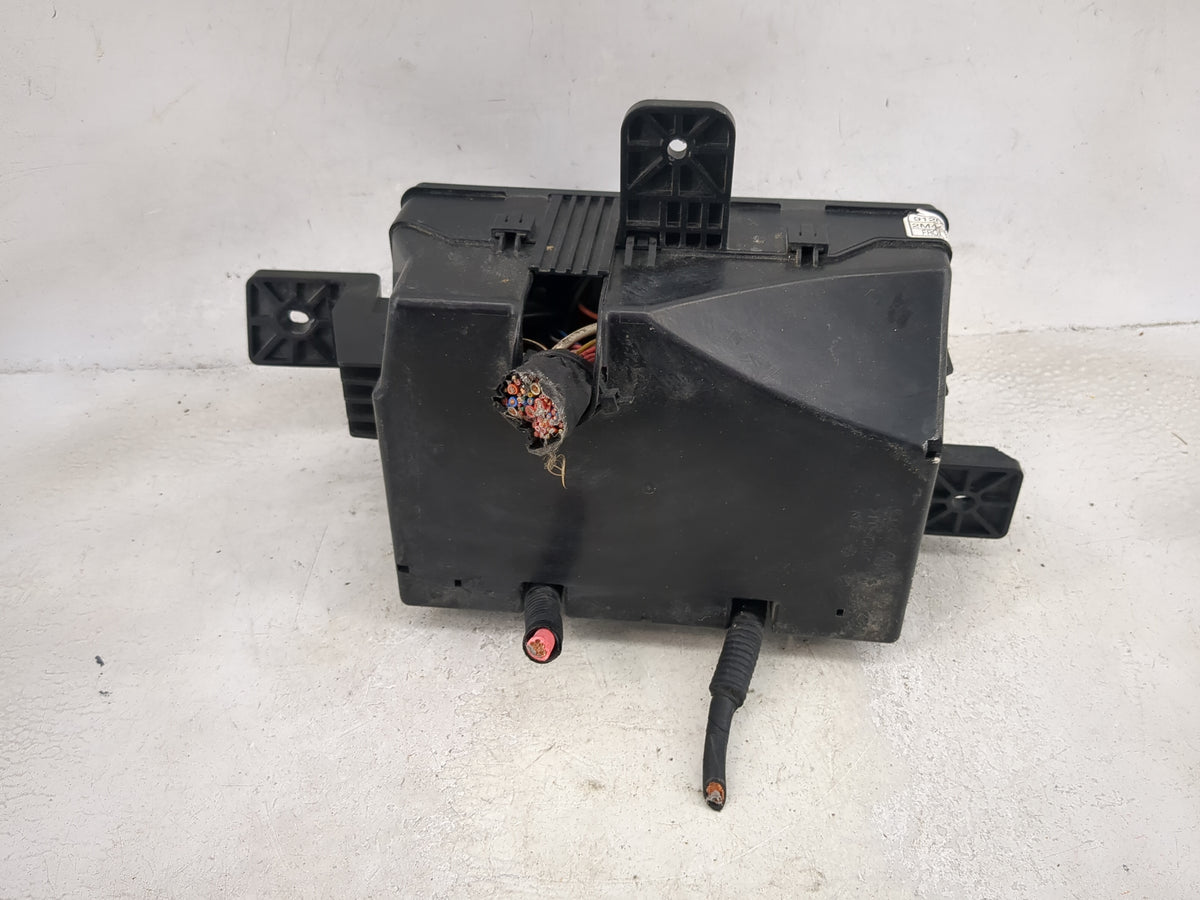 2009-2012 Hyundai Genesis Fusebox Fuse Box Panel Relay Module P/N:91950-2M211 Fits Fits 2009 2010 2011 2012 OEM Used Auto Pa