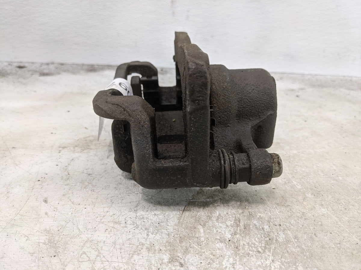 2009-2016 Hyundai Genesis Front Driver Left Brake Caliper - Oemusedautoparts1.com