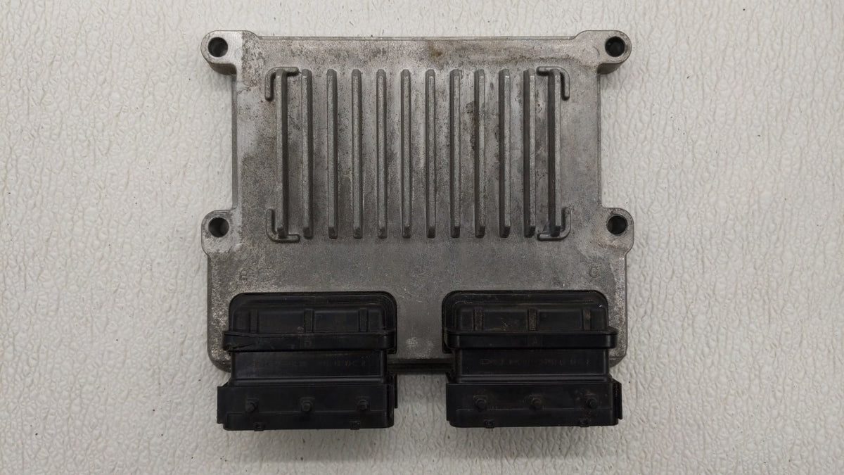 2012-2014 Hyundai Genesis PCM Engine Control Computer ECU ECM PCU OEM P/N:95440-4F221 39105-3CBN0, 95440-4F220 Fits 2012 201