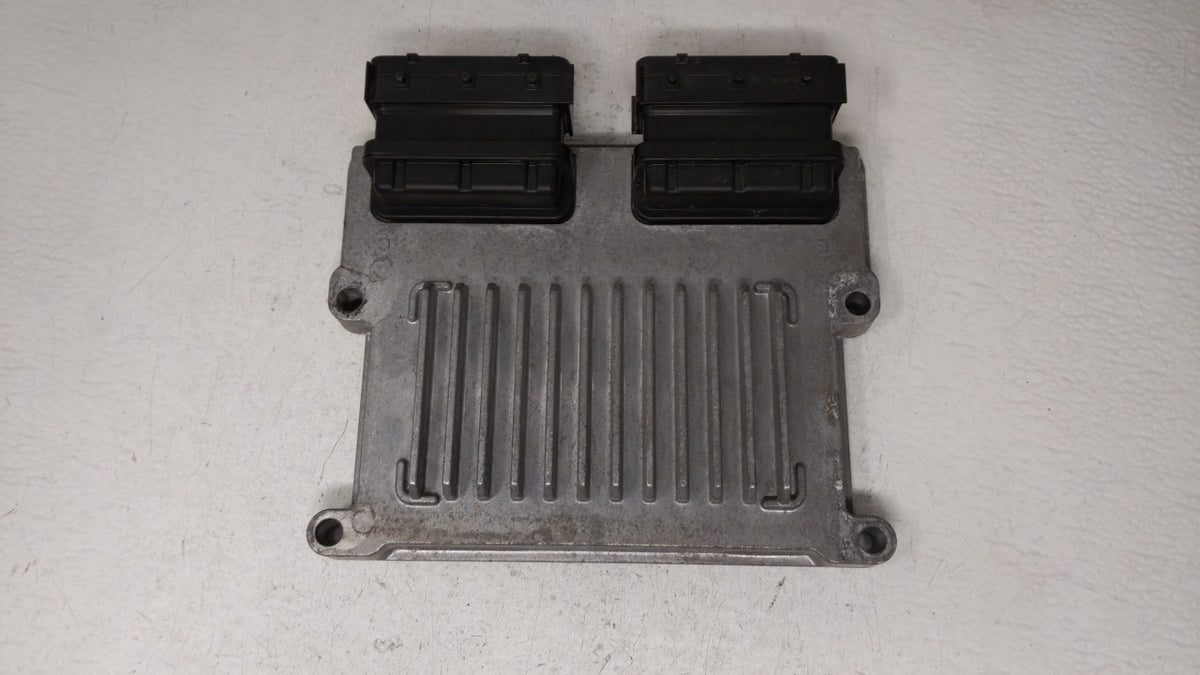 2012-2014 Hyundai Genesis PCM Engine Control Computer ECU ECM PCU OEM P/N:95440-4F221 39105-3CBN0, 95440-4F220 Fits 2012 201
