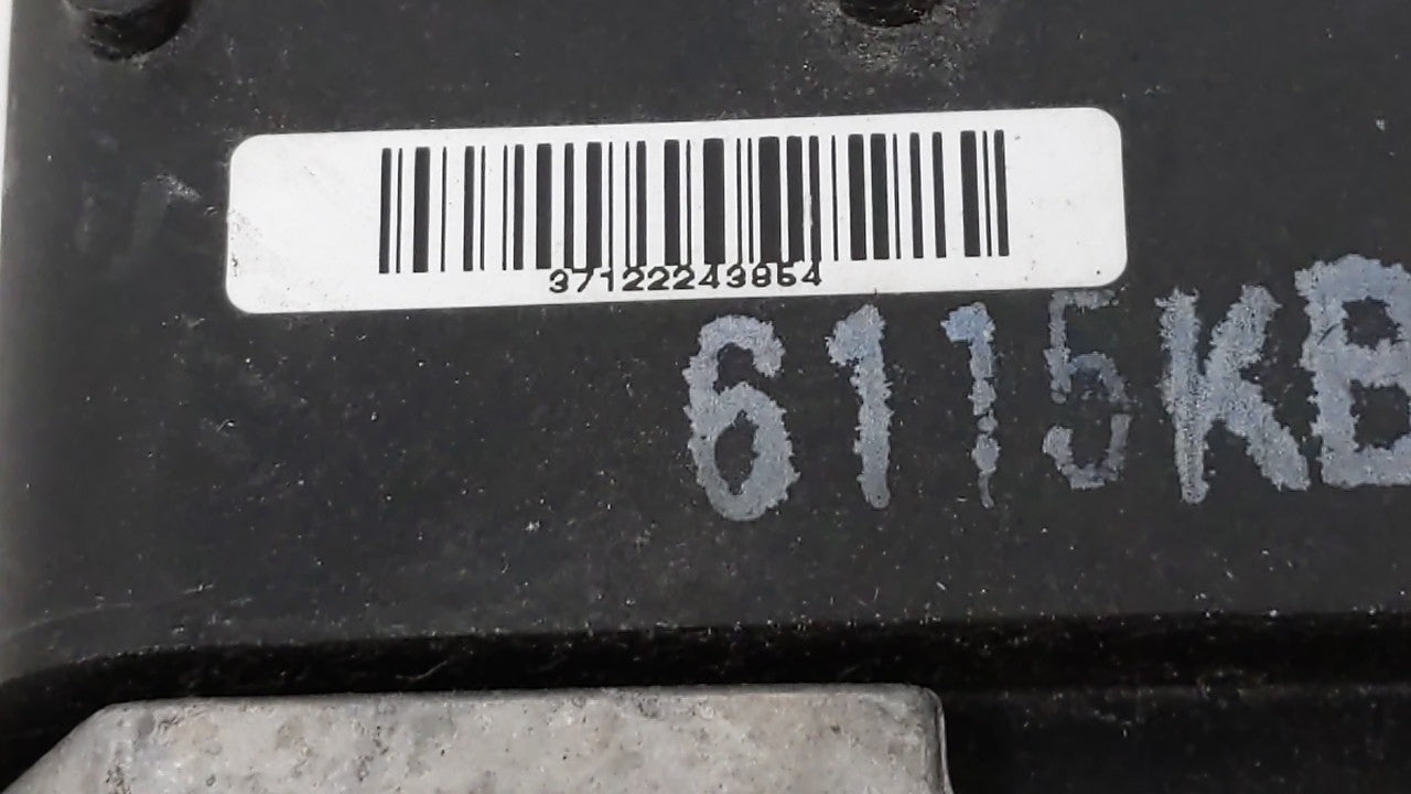 2012-2014 Hyundai Genesis Chassis Control Module Ccm Bcm Body Control - Oemusedautoparts1.com