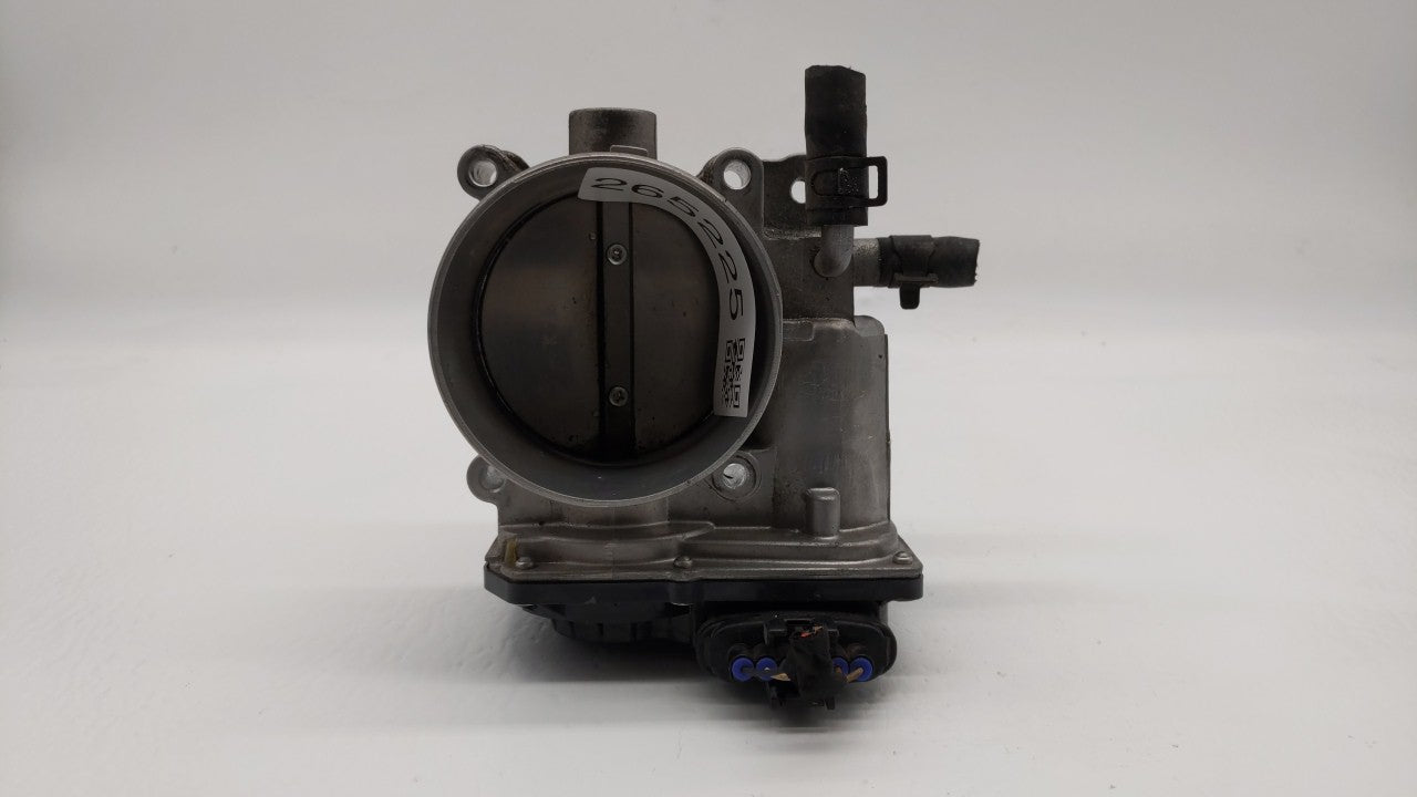 2012-2014 Hyundai Genesis Throttle Body P/N:35100-36BA0 35100-3CBA0 Fits Fits 2012 2013 2014 OEM Used Auto Parts - Oemusedau