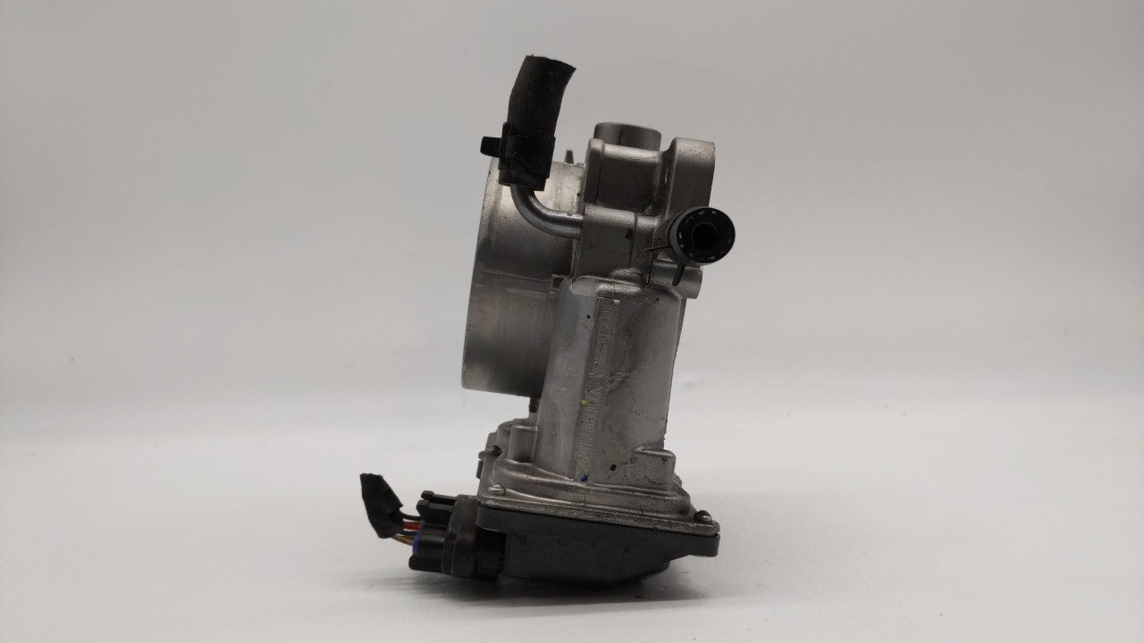 2012-2014 Hyundai Genesis Throttle Body P/N:35100-36BA0 35100-3CBA0 Fits Fits 2012 2013 2014 OEM Used Auto Parts - Oemusedau