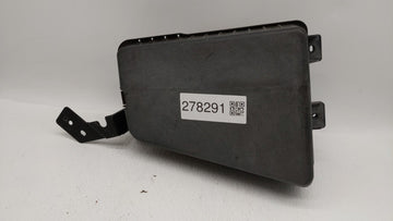 2009-2014 Hyundai Genesis Fusebox Fuse Box Panel Relay Module P/N:91950-3M170 91950-3M173 Fits OEM Used Auto Parts - Oemused