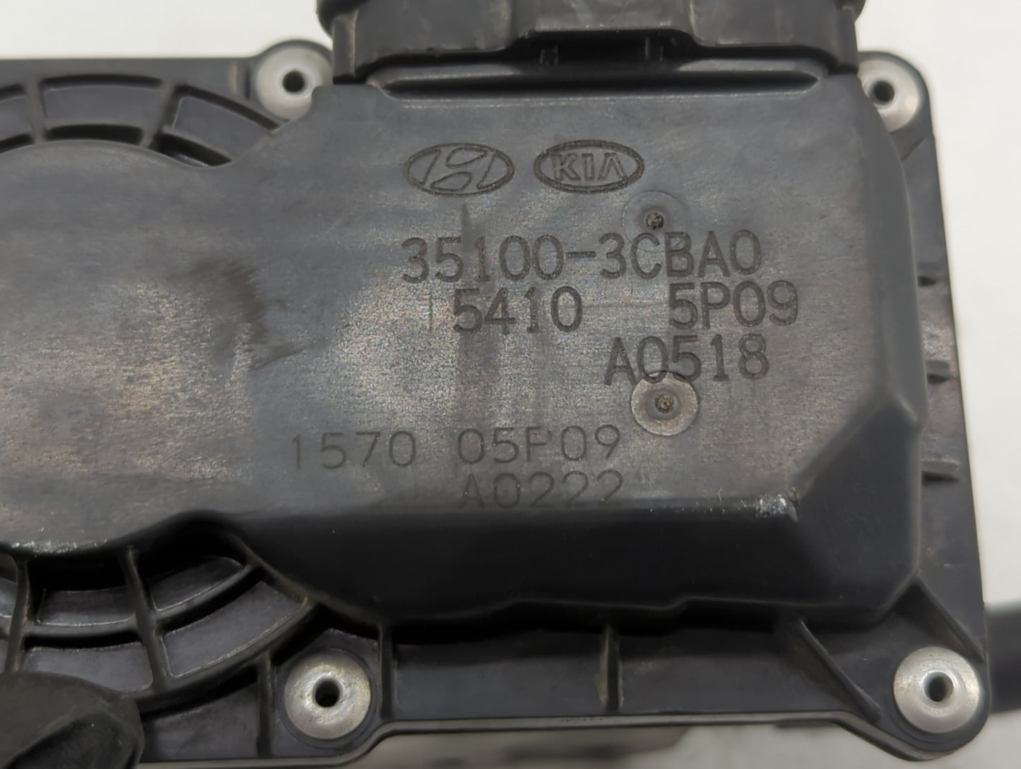 2012-2014 Hyundai Genesis Throttle Body P/N:35100-36BA0 35100-3CBA0 Fits Fits 2012 2013 2014 OEM Used Auto Parts - Oemusedau