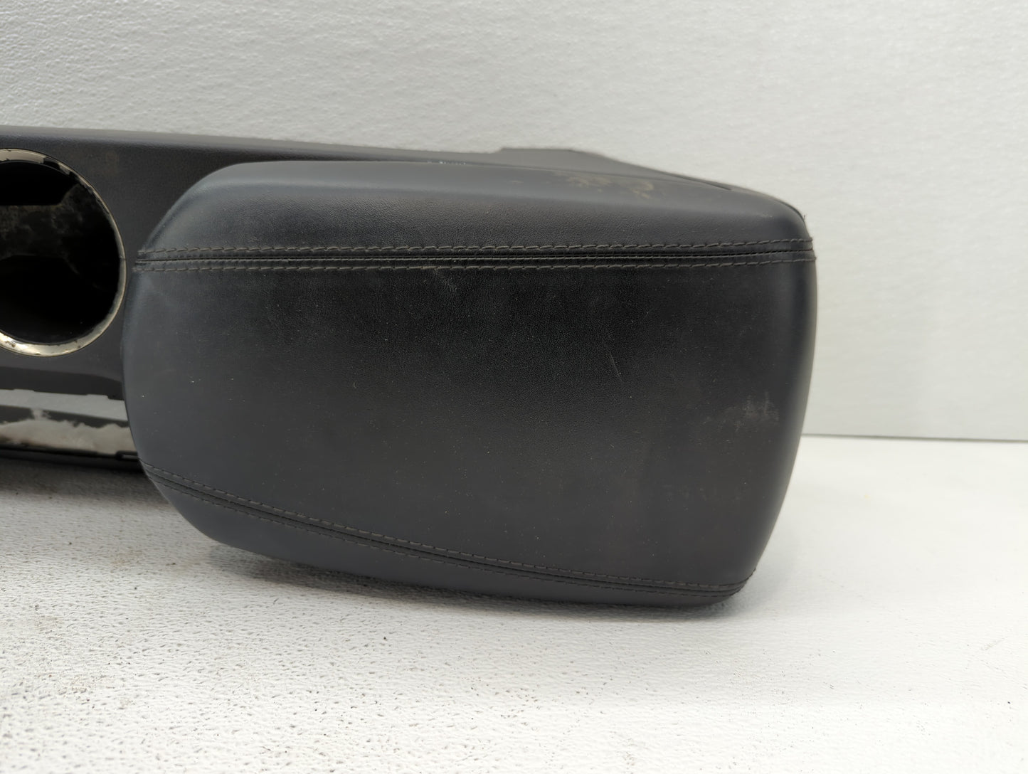 2012-2016 Hyundai Genesis Overhead Roof Console Interior Dome Light - Oemusedautoparts1.com