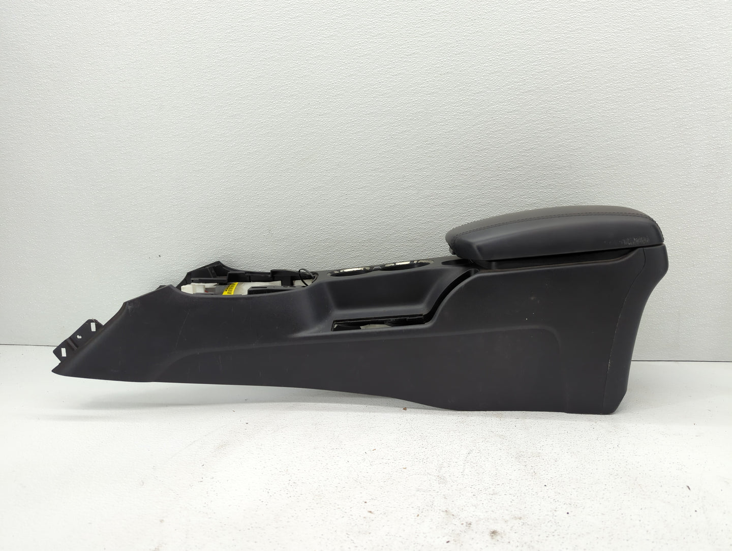 2012-2016 Hyundai Genesis Overhead Roof Console Interior Dome Light - Oemusedautoparts1.com