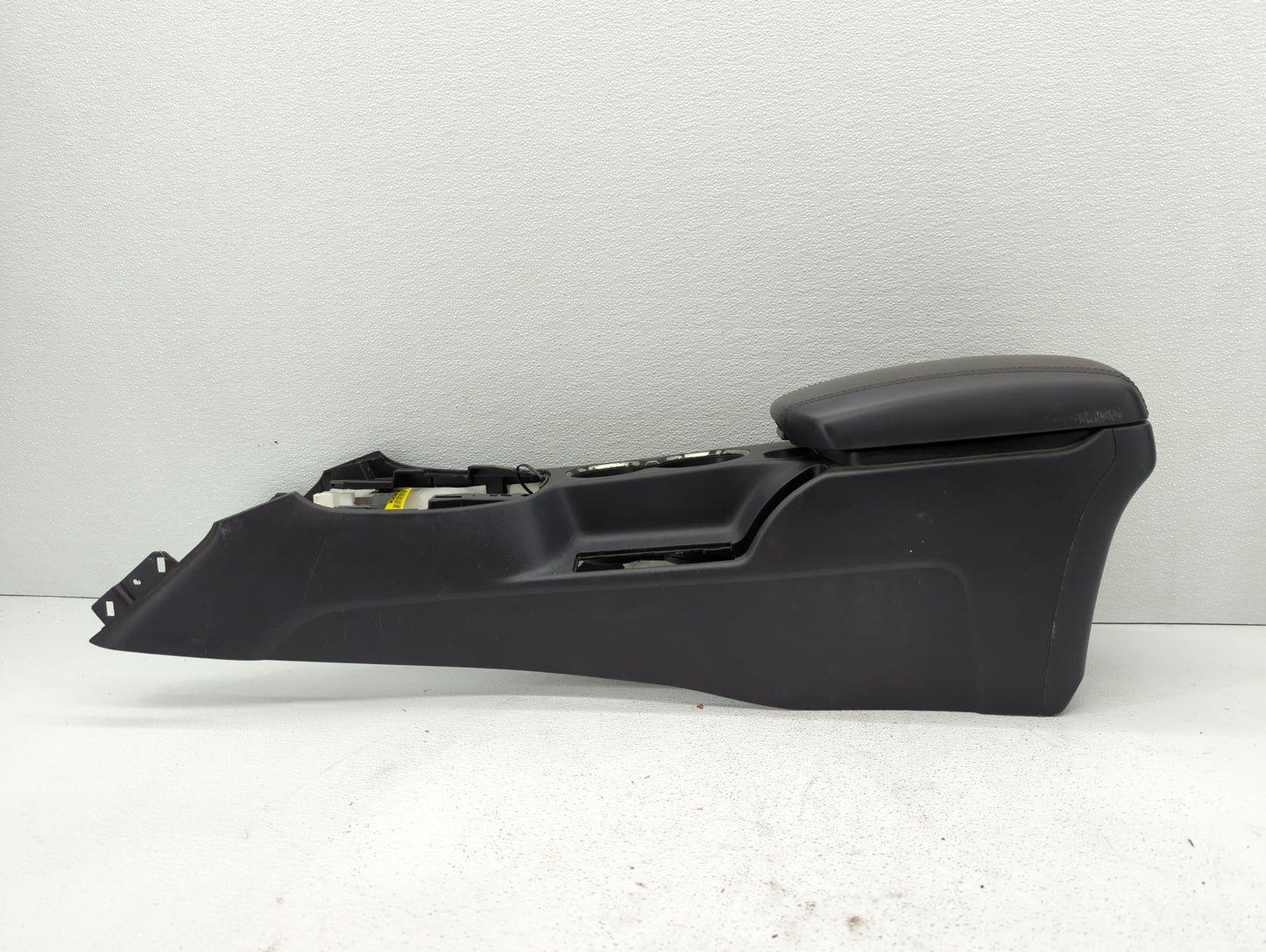 2012-2016 Hyundai Genesis Overhead Roof Console Interior Dome Light - Oemusedautoparts1.com