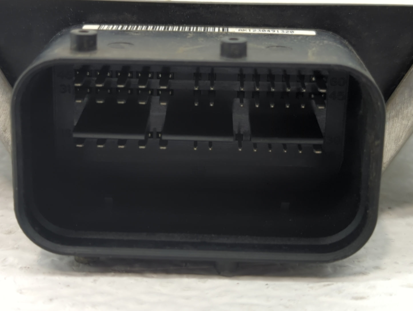 2012-2016 Hyundai Genesis PCM Engine Control Computer ECU ECM PCU OEM P/N:39172-3C000 39172-3C010 Fits OEM Used Auto Parts -