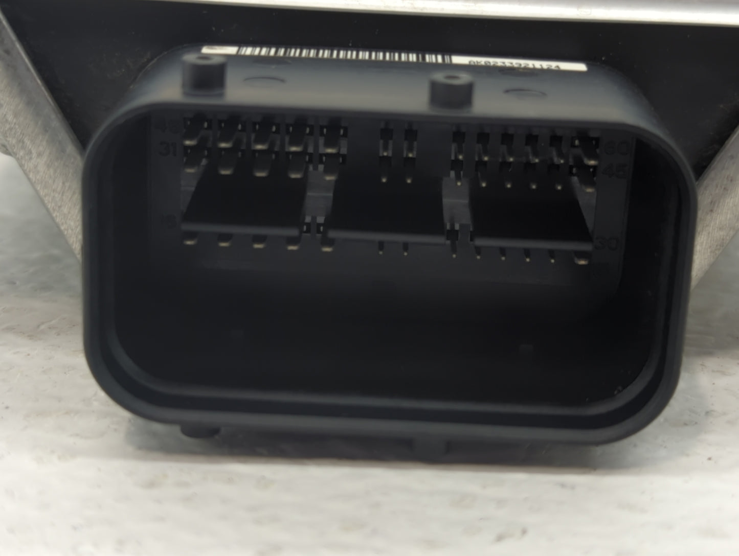 2012-2016 Hyundai Genesis PCM Engine Control Computer ECU ECM PCU OEM P/N:39172-3C000 39172-3C010 Fits OEM Used Auto Parts -