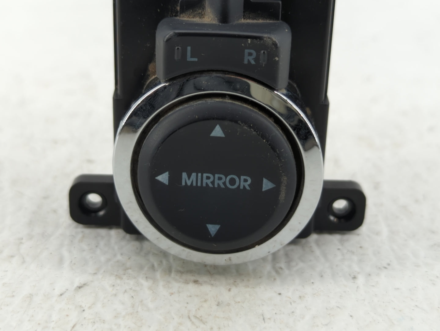 2011-2012 Hyundai Genesis Master Power Window Switch Replacement Driver Side Left P/N:202008378 Fits Fits 2011 2012 OEM Used