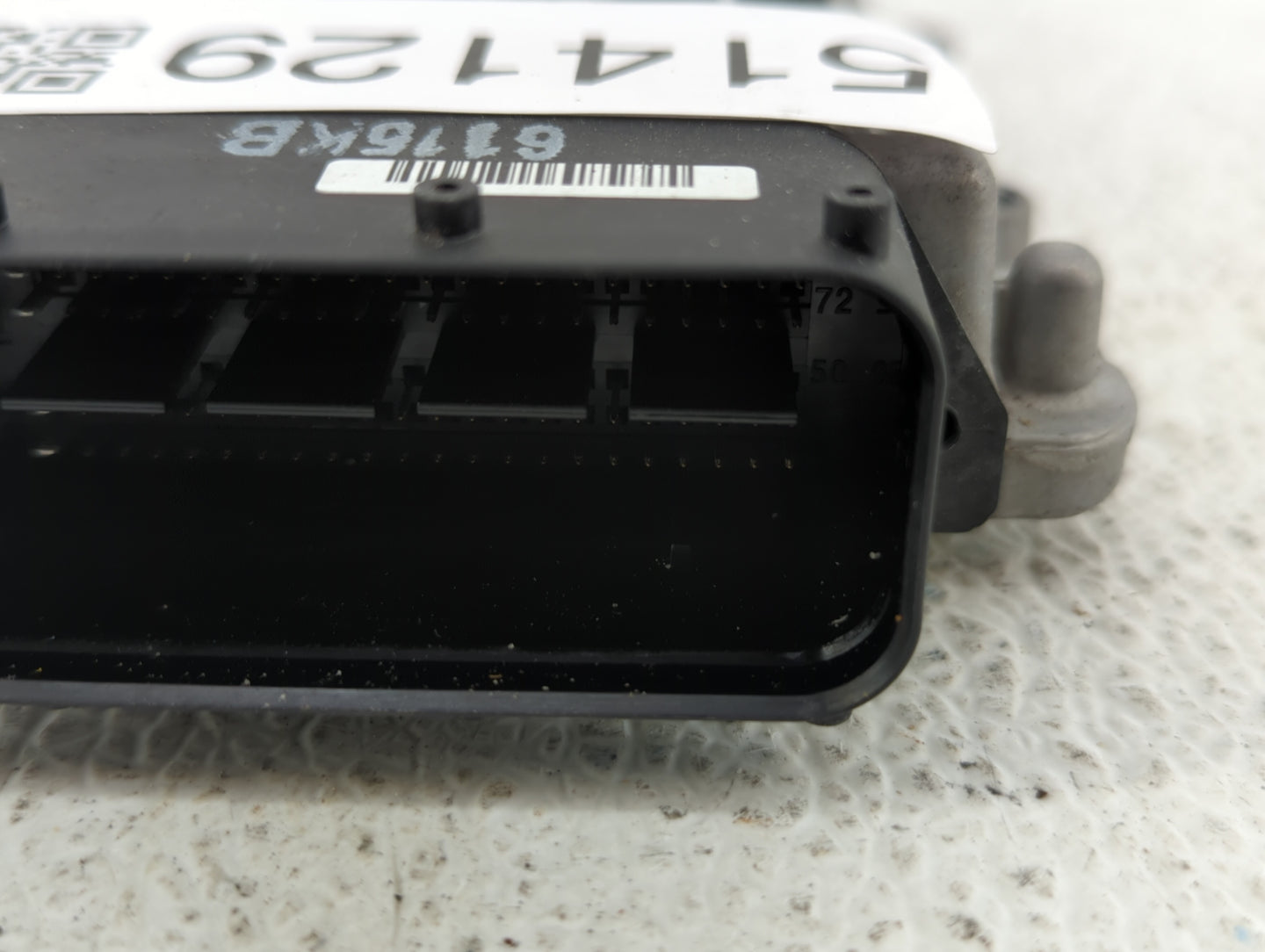 2012-2014 Hyundai Genesis Chassis Control Module Ccm Bcm Body Control - Oemusedautoparts1.com