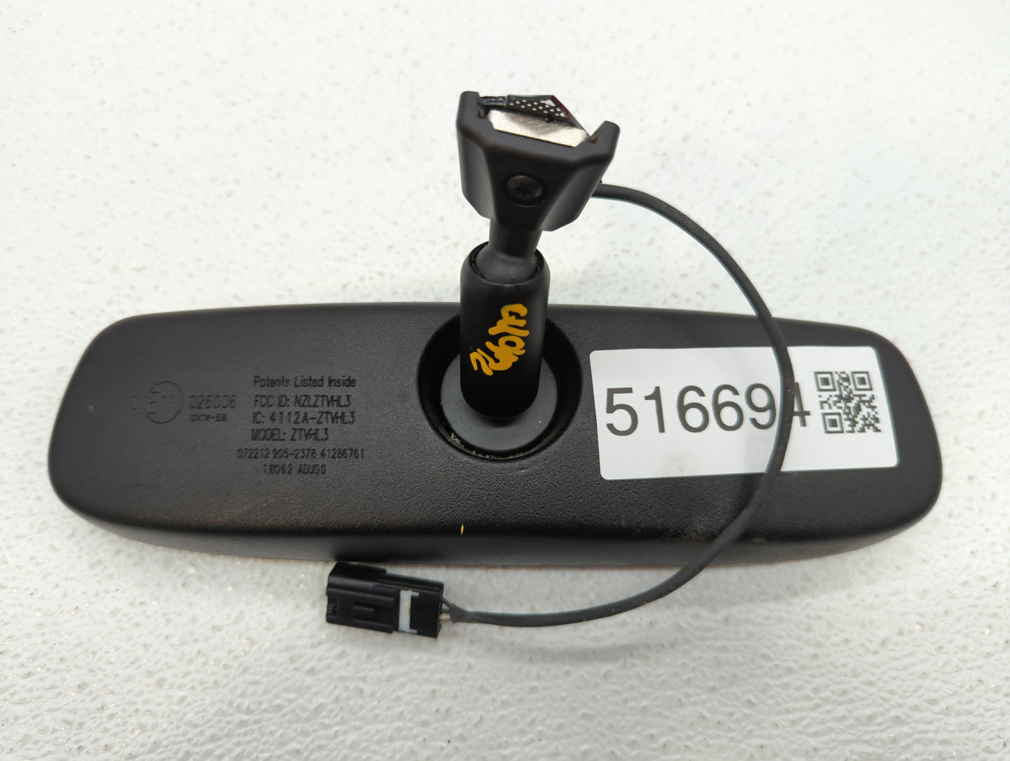 2009-2016 Hyundai Genesis Interior Rear View Mirror Replacement OEM P/N:E11026006 E4042143 Fits OEM Used Auto Parts - Oemuse