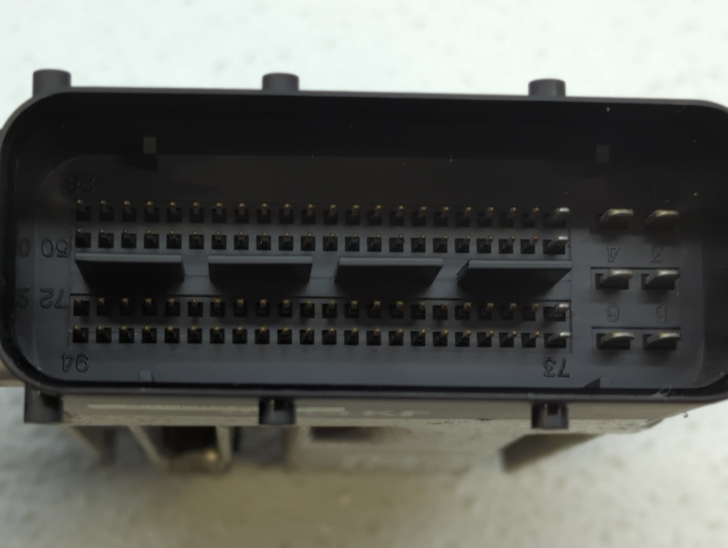 2012 Hyundai Genesis PCM Engine Control Computer ECU ECM PCU OEM P/N:95440-4F220 95440-4F222 Fits OEM Used Auto Parts - Oemu