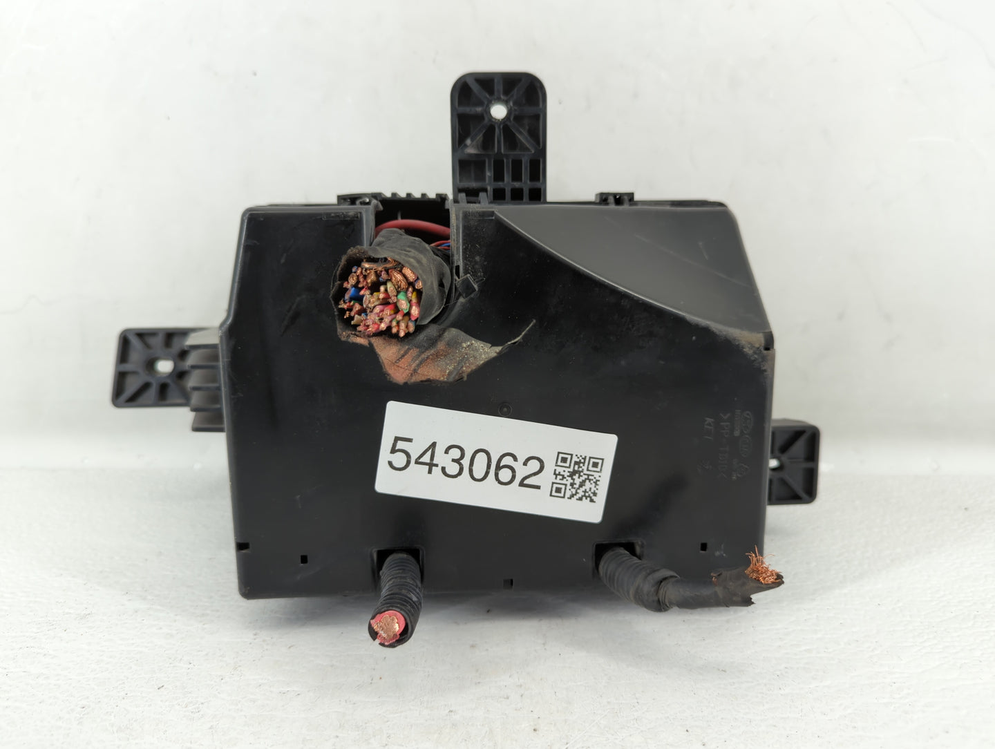 2009-2012 Hyundai Genesis Fusebox Fuse Box Panel Relay Module P/N:91207-2M635 Fits Fits 2009 2010 2011 2012 OEM Used Auto Pa