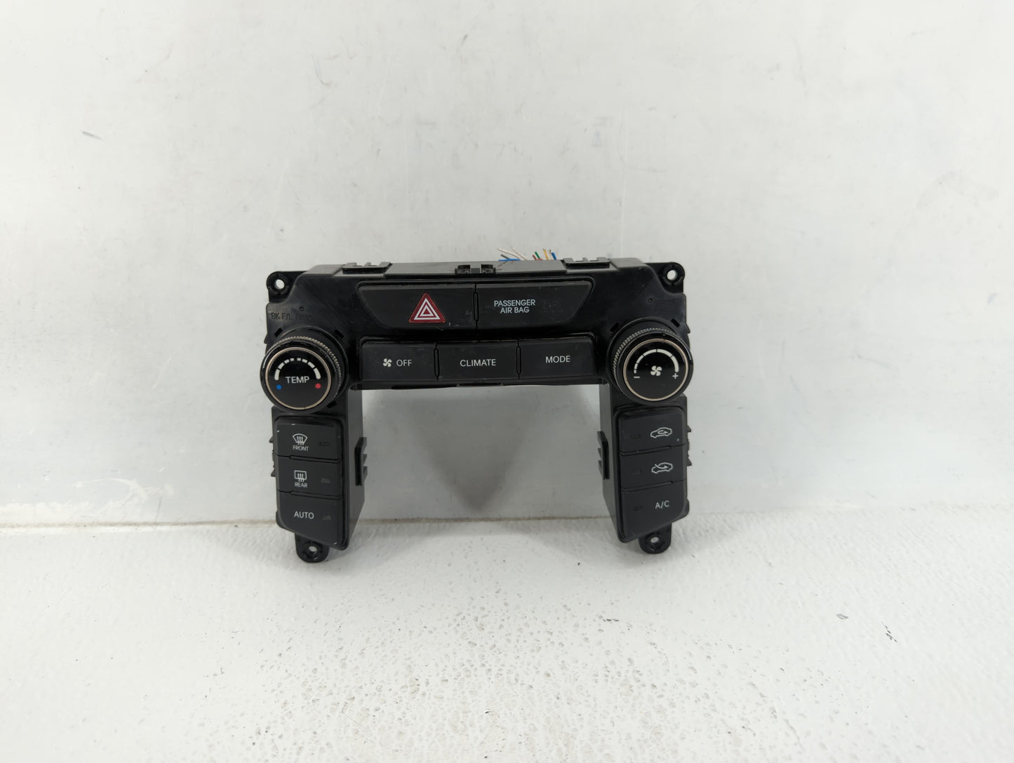 2009-2014 Hyundai Genesis Climate Control Module Temperature AC/Heater Replacement P/N:97250-3M700 Fits OEM Used Auto Parts 