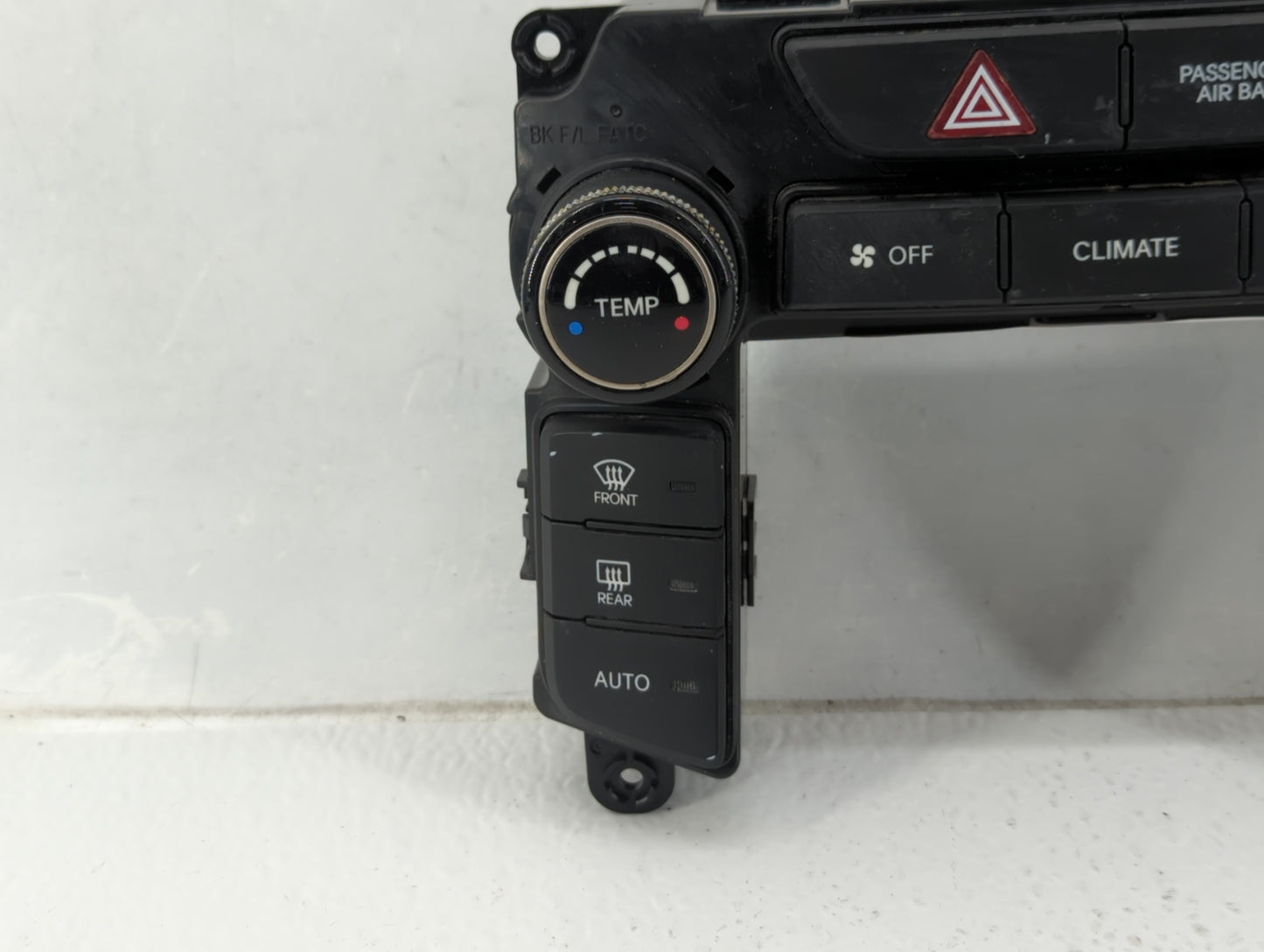 2009-2014 Hyundai Genesis Climate Control Module Temperature AC/Heater Replacement P/N:97250-3M700 Fits OEM Used Auto Parts 
