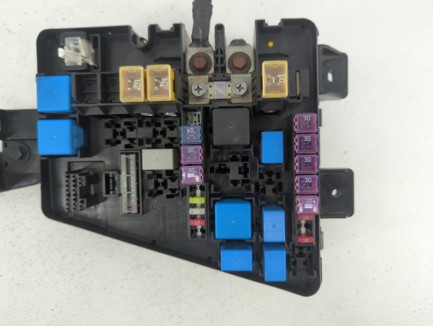 2009-2012 Hyundai Genesis Fusebox Fuse Box Panel Relay Module P/N:91297-3M140 Fits Fits 2009 2010 2011 2012 OEM Used Auto Pa