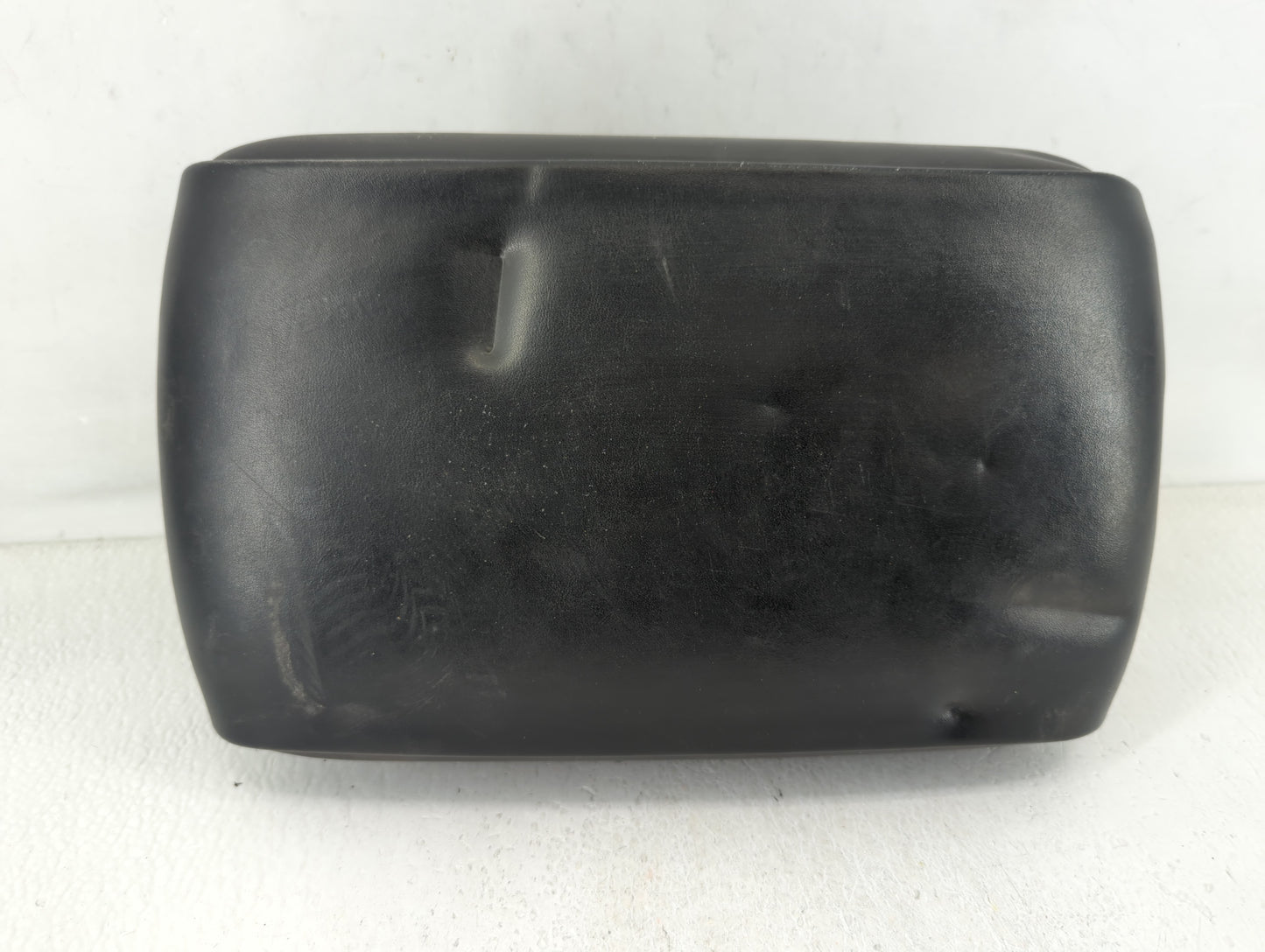 2012 Hyundai Genesis Center Console Armrest Cover Lid Black - Oemusedautoparts1.com