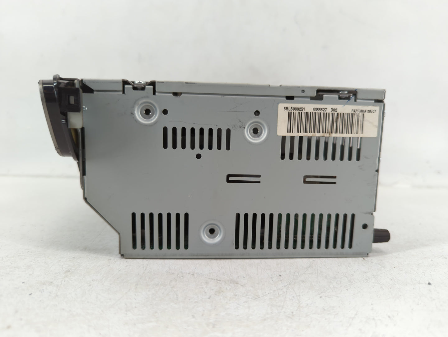 2011-2012 Hyundai Genesis Radio AM FM Cd Player Receiver Replacement P/N:96180-3M630JC7 Fits Fits 2011 2012 OEM Used Auto Pa