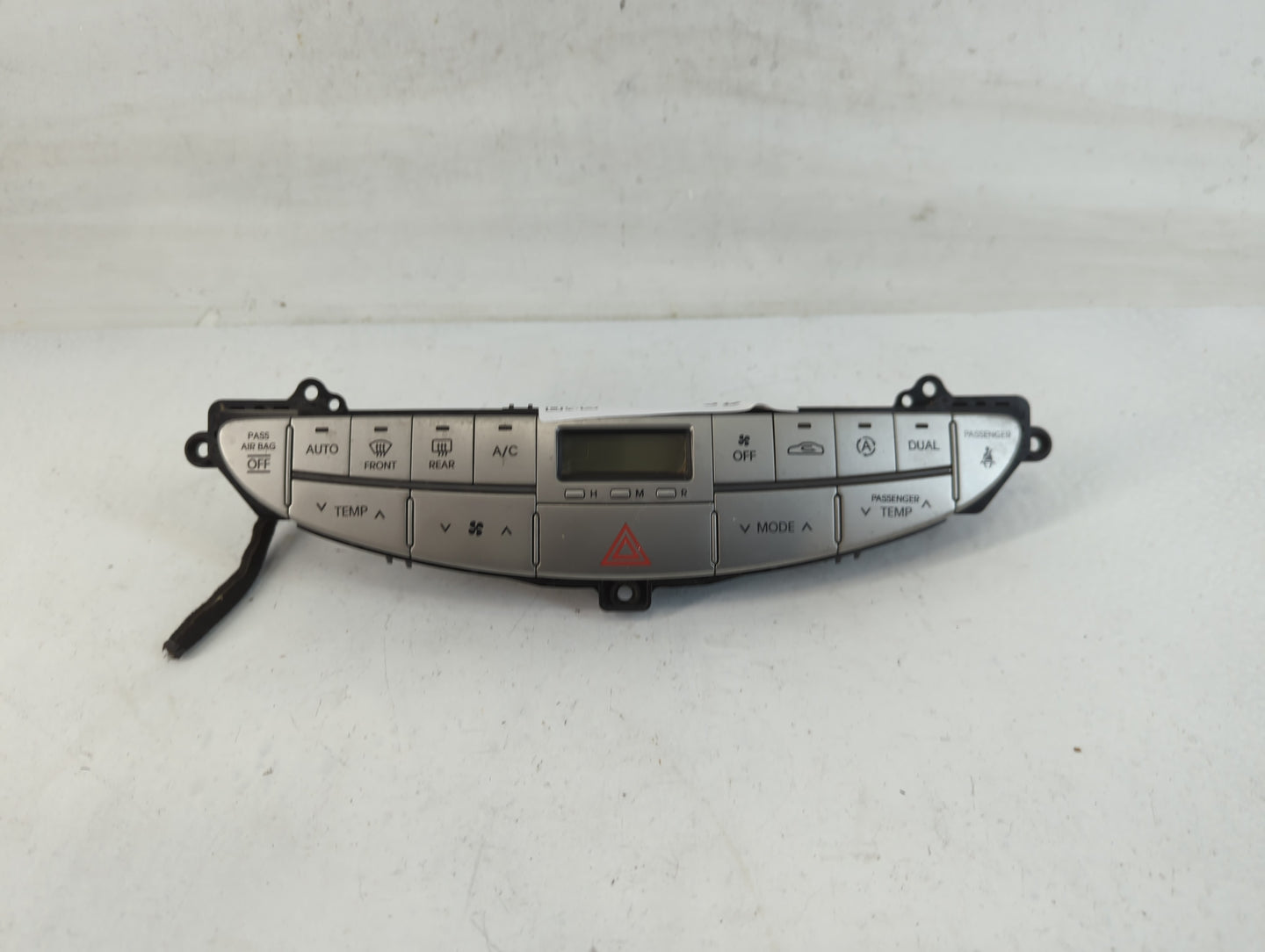 2009-2012 Hyundai Genesis Climate Control Module Temperature AC/Heater Replacement P/N:97250-3M200 Fits Fits 2009 2010 2011 
