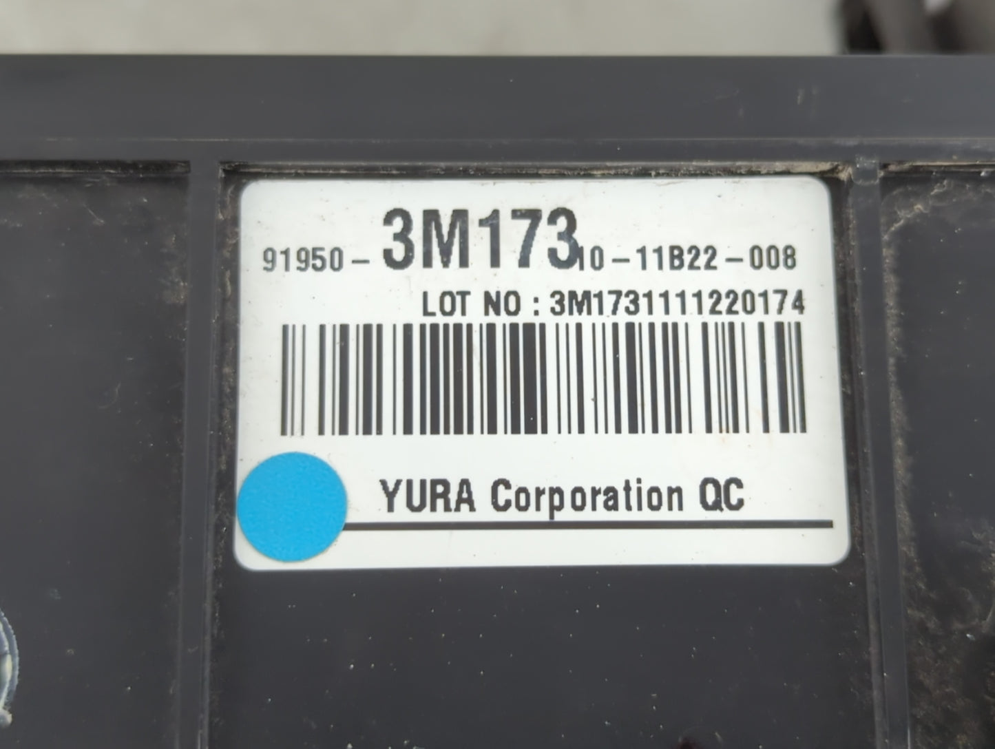2012 Hyundai Genesis Fusebox Fuse Box Panel Relay Module P/N:91950-3M173 Fits OEM Used Auto Parts - Oemusedautoparts1.com