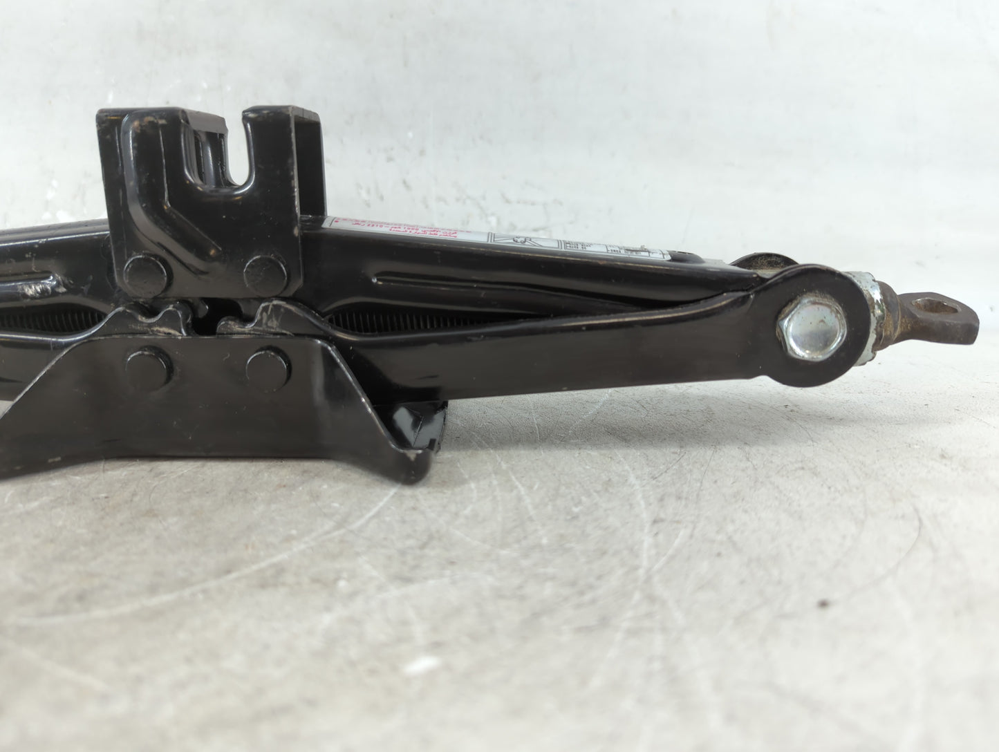 2012 Hyundai Genesis Spare Scissor Car Jack - Oemusedautoparts1.com