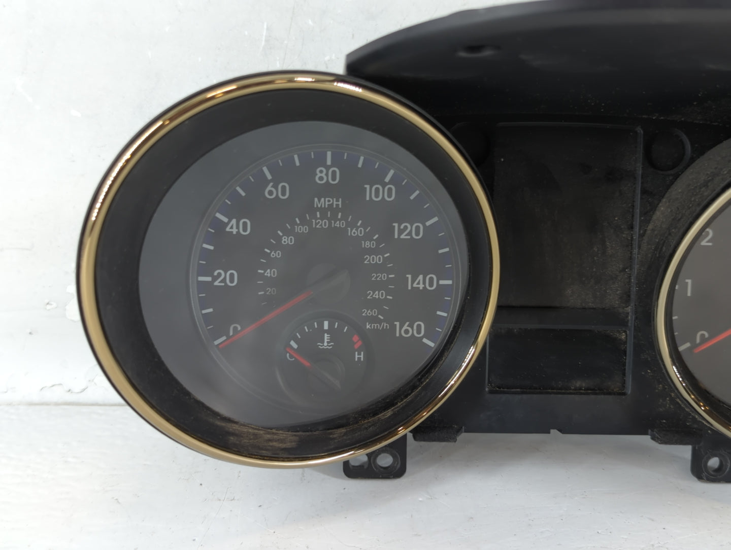 2011-2012 Hyundai Genesis Instrument Cluster Speedometer Gauges P/N:11001-797710H 94011-2M590 Fits Fits 2011 2012 OEM Used A