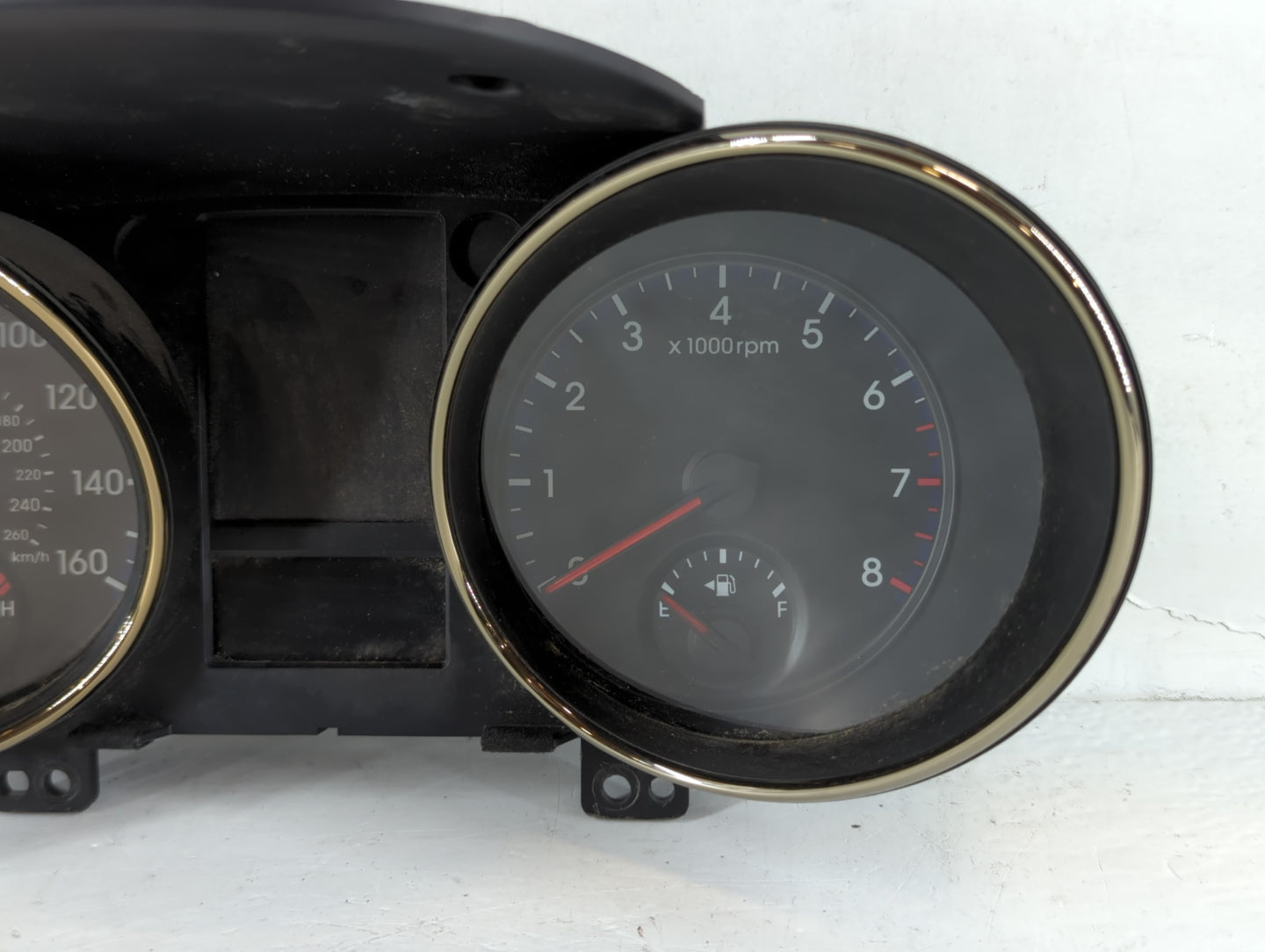2011-2012 Hyundai Genesis Instrument Cluster Speedometer Gauges P/N:11001-797710H 94011-2M590 Fits Fits 2011 2012 OEM Used A