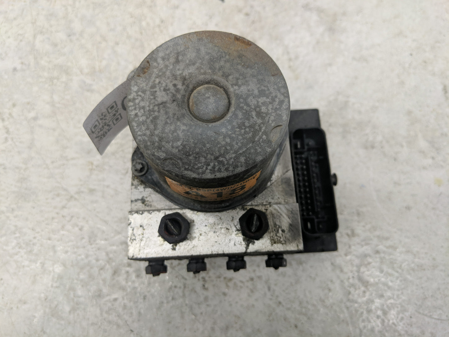 2010-2012 Hyundai Santa Fe ABS Pump Control Module Replacement P/N:0 265 951 246 Fits Fits 2010 2011 2012 OEM Used Auto Part