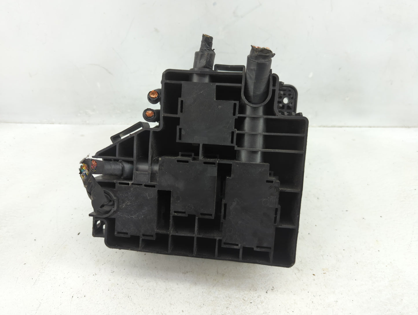 2010-2012 Hyundai Santa Fe Fusebox Fuse Box Panel Relay Module P/N:91950-2B710 Fits Fits 2010 2011 2012 OEM Used Auto Parts 