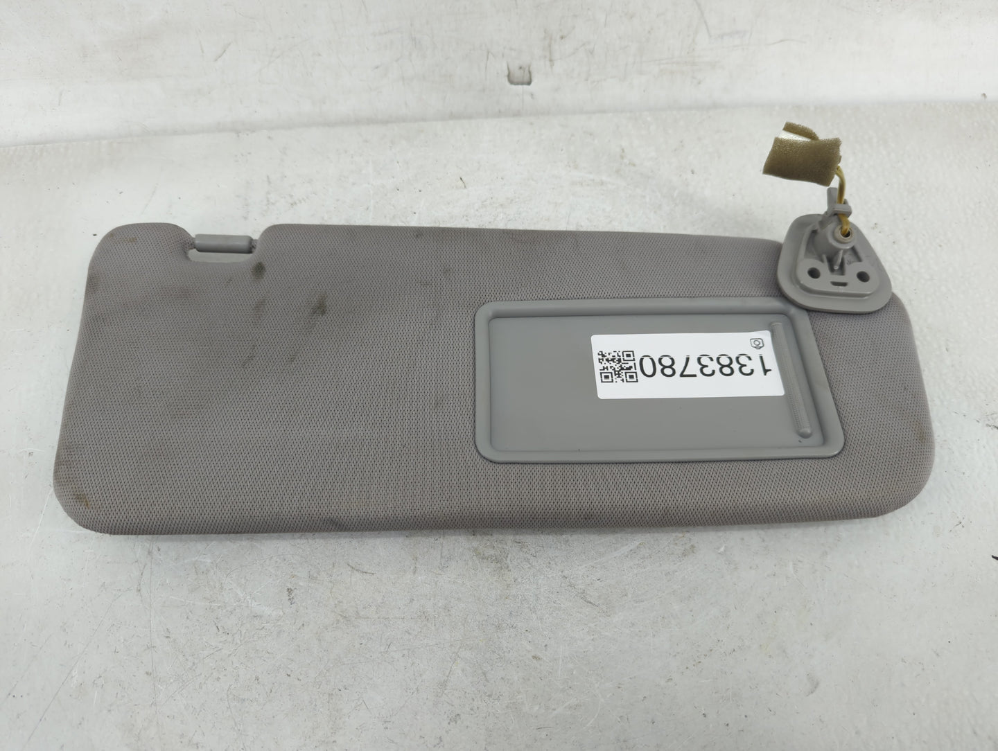 2010-2012 Hyundai Santa Fe Sun Visor Shade Replacement Passenger Right Mirror Fits Fits 2010 2011 2012 OEM Used Auto Parts -