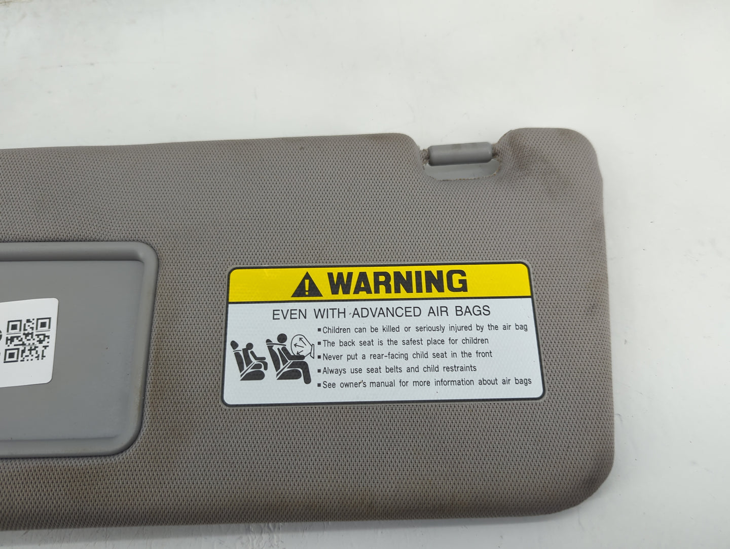 2010-2012 Hyundai Santa Fe Sun Visor Shade Replacement Driver Left Mirror Fits Fits 2010 2011 2012 OEM Used Auto Parts - Oem