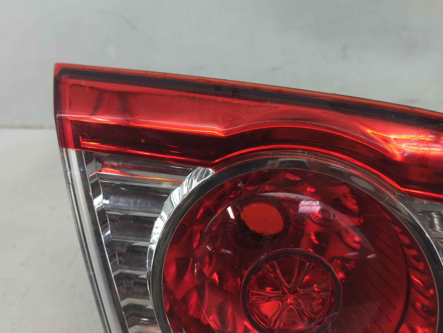 2010-2012 Hyundai Santa Fe Tail Light Assembly Driver Left OEM P/N:92405-0W5 Fits Fits 2010 2011 2012 OEM Used Auto Parts - 