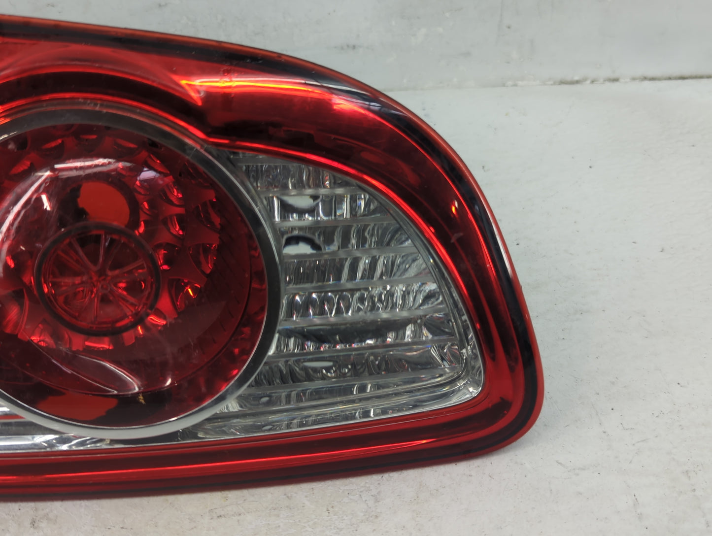 2010-2012 Hyundai Santa Fe Tail Light Assembly Driver Left OEM P/N:92405-0W5 Fits Fits 2010 2011 2012 OEM Used Auto Parts - 