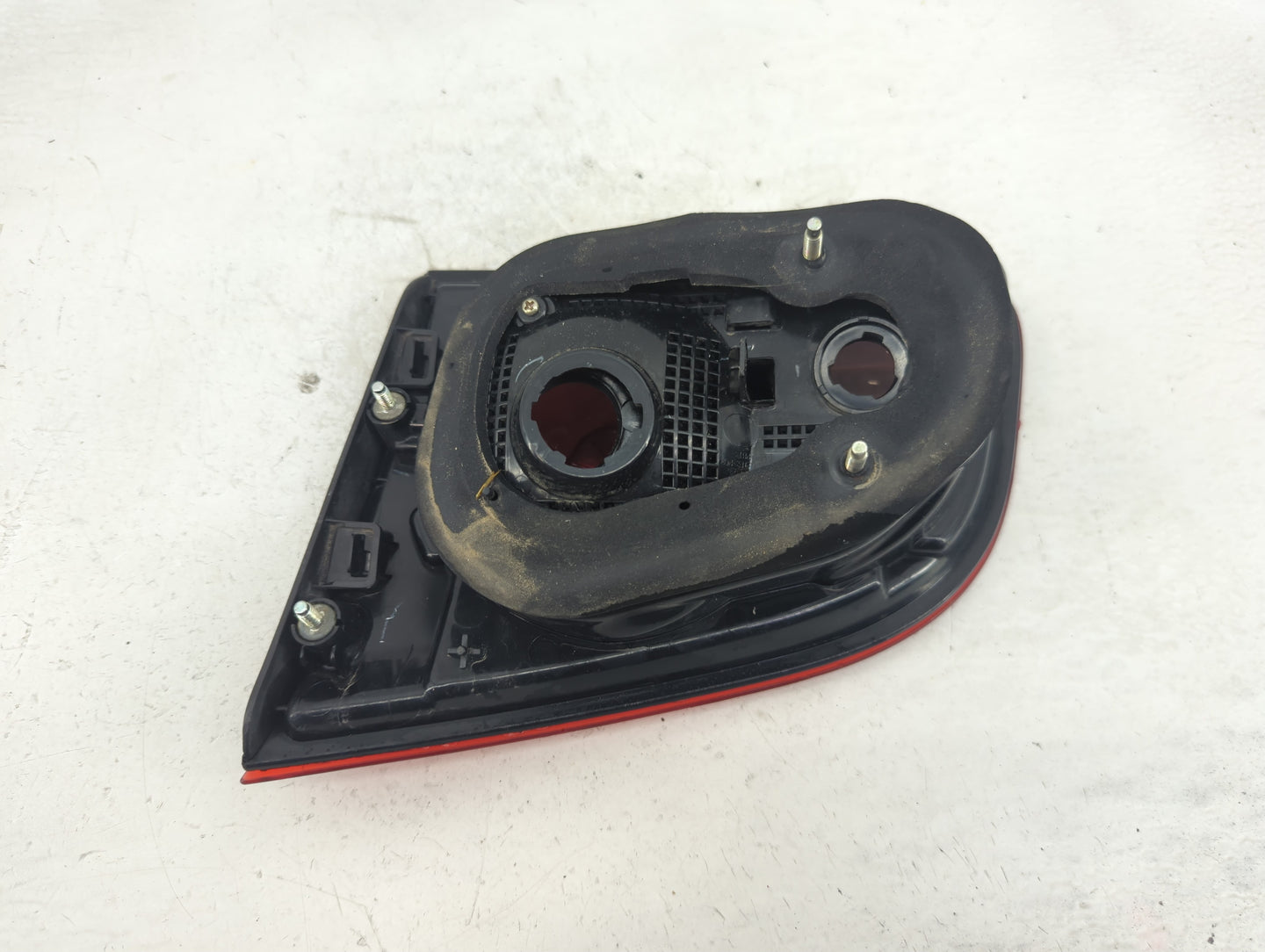 2010-2012 Hyundai Santa Fe Tail Light Assembly Driver Left OEM P/N:92405-0W5 Fits Fits 2010 2011 2012 OEM Used Auto Parts - 