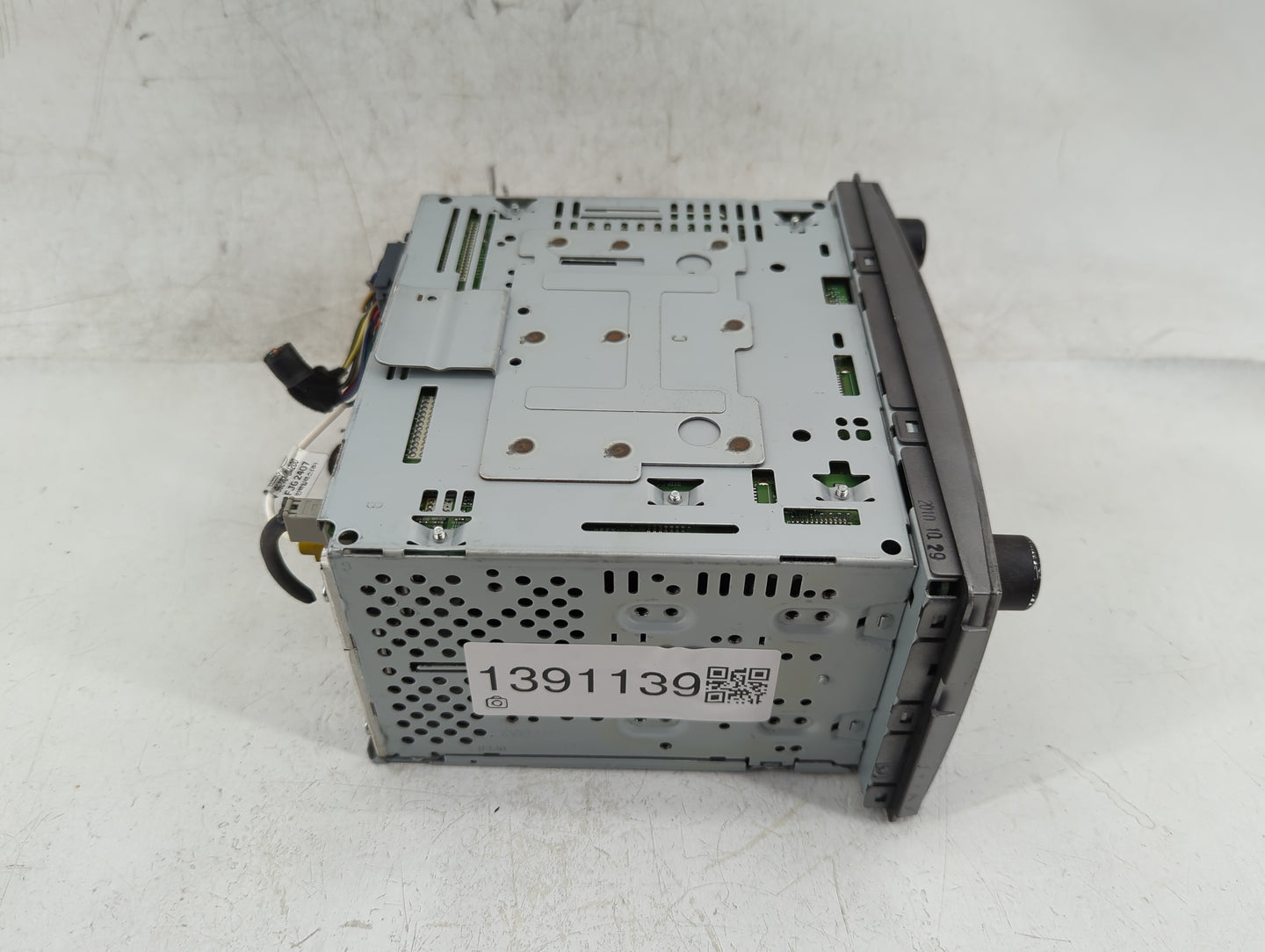 2010-2012 Hyundai Santa Fe Radio AM FM Cd Player Receiver Replacement P/N:96180-0W500CA Fits Fits 2010 2011 2012 OEM Used Au