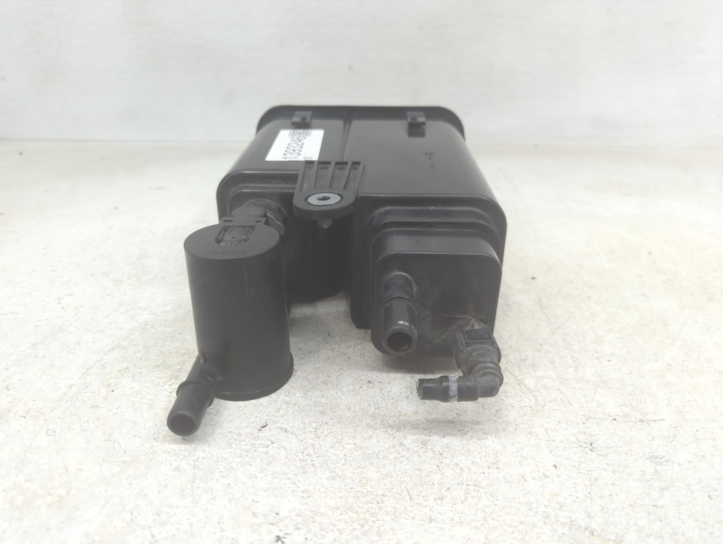 2012 Hyundai Santa Fe Fuel Vapor Charcoal Canister - Oemusedautoparts1.com