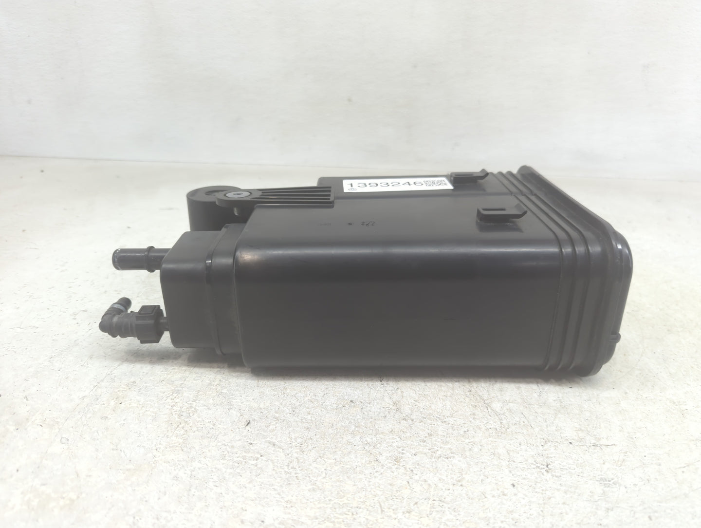 2012 Hyundai Santa Fe Fuel Vapor Charcoal Canister - Oemusedautoparts1.com