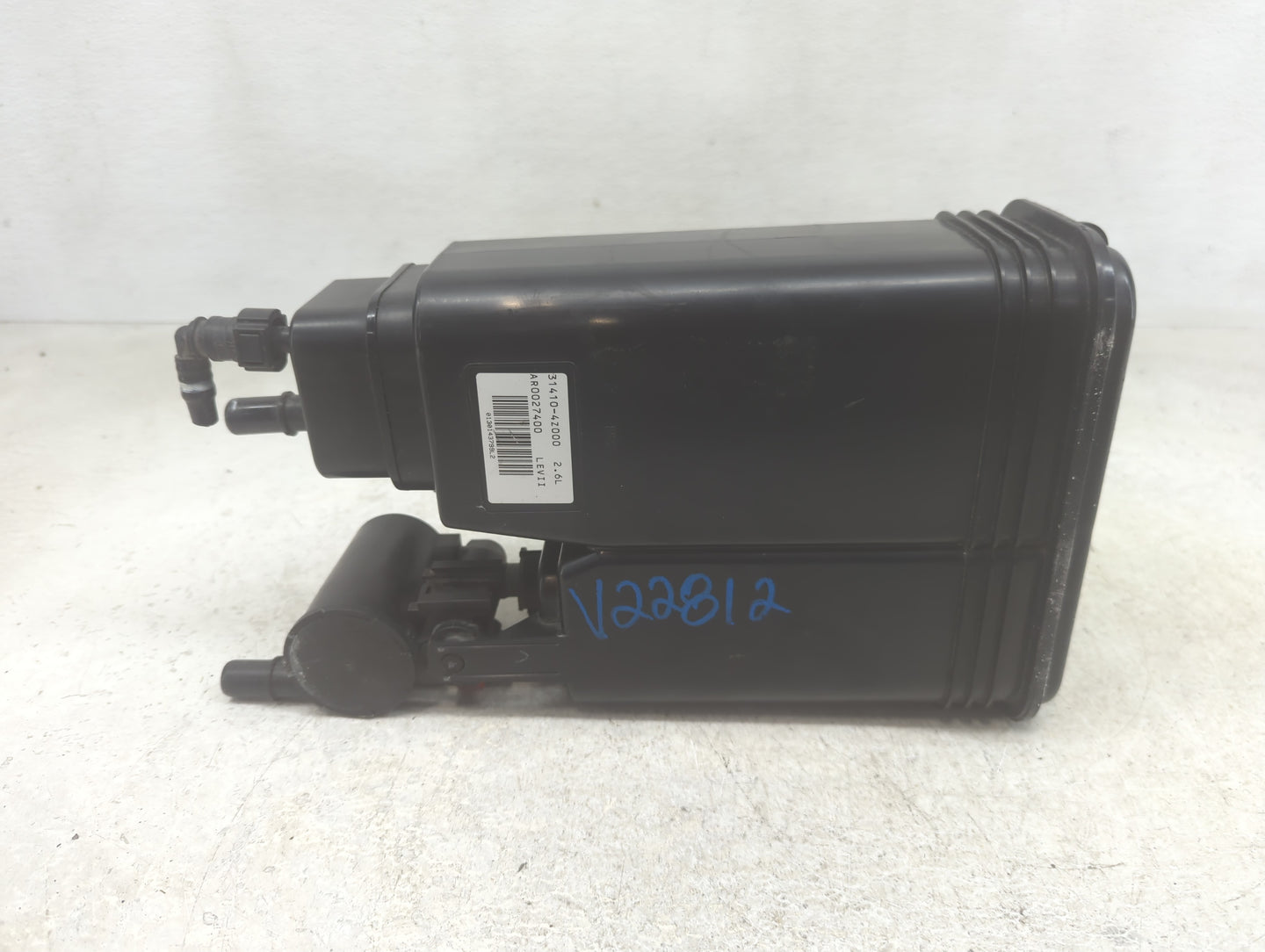 2012 Hyundai Santa Fe Fuel Vapor Charcoal Canister - Oemusedautoparts1.com