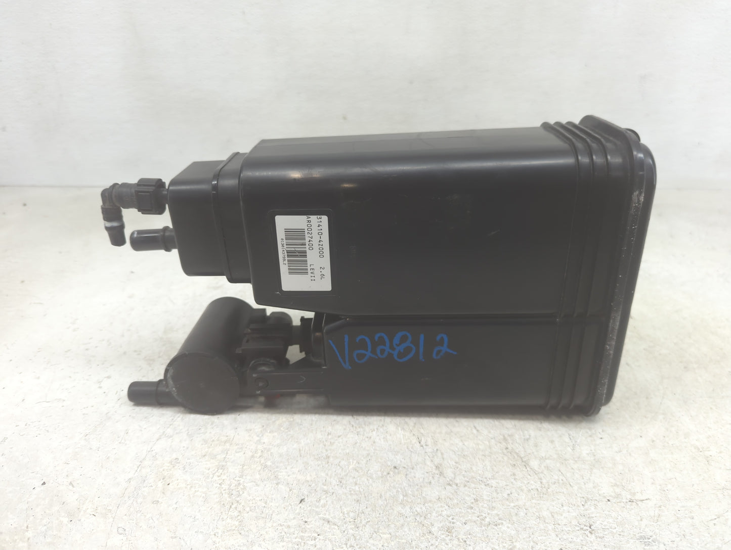 2012 Hyundai Santa Fe Fuel Vapor Charcoal Canister - Oemusedautoparts1.com