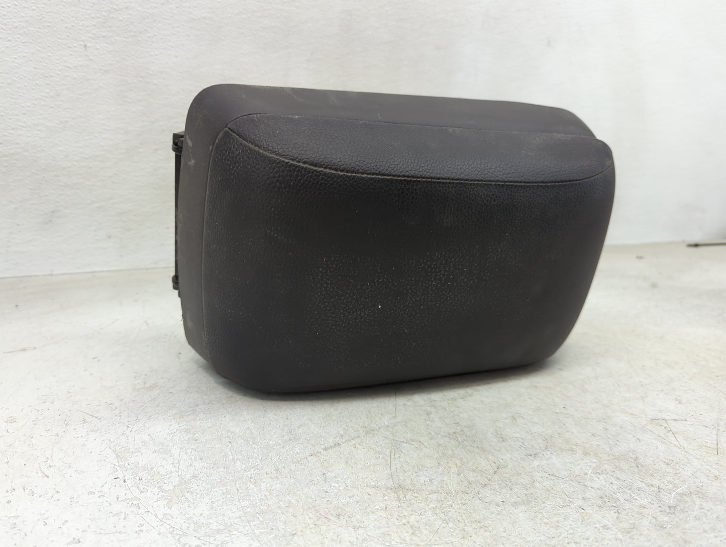 2012 Hyundai Santa Fe Center Console Armrest Cover Lid Fits OEM Used Auto Parts - Oemusedautoparts1.com