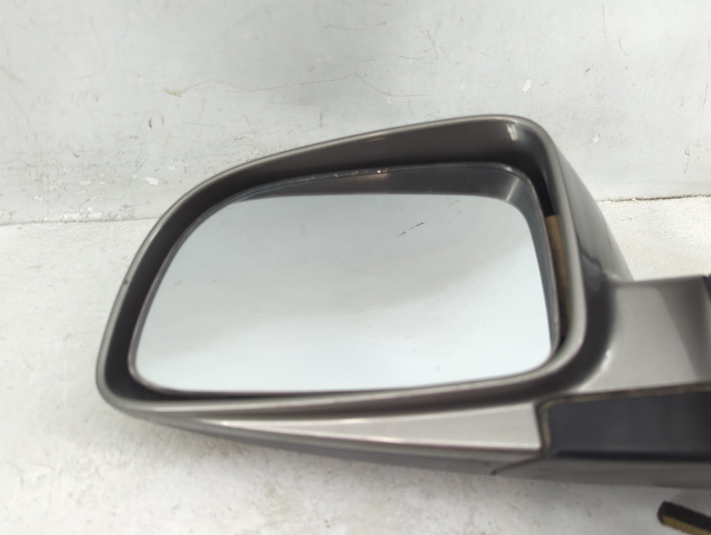 2007-2012 Hyundai Santa Fe Driver Side View Mirror - Left Door Mirror OEM Used - Oemusedautoparts1.com