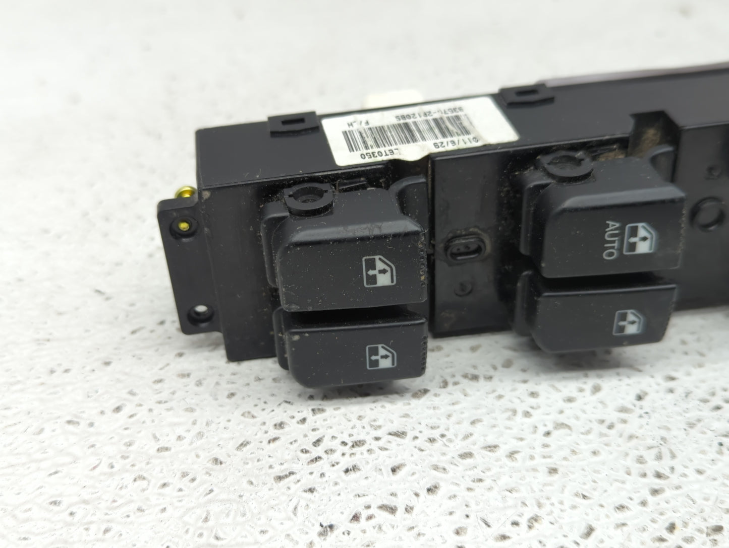 2010-2012 Hyundai Santa Fe Master Power Window Switch Replacement Driver Side Left P/N:93570-2B120BS Fits Fits 2010 2011 201