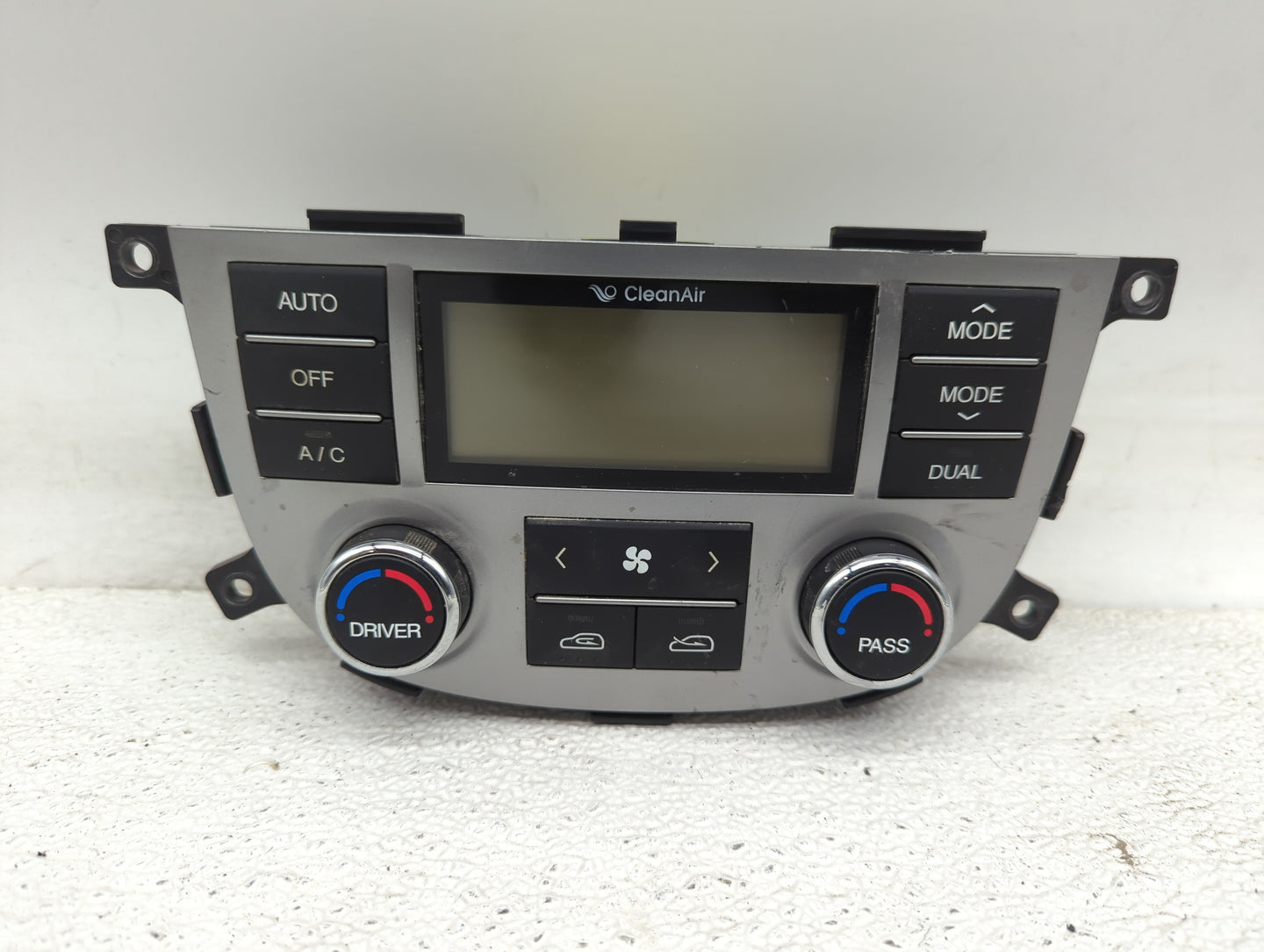 2010-2012 Hyundai Santa Fe Climate Control Module Temperature AC/Heater Replacement P/N:97250-0W357 Fits Fits 2010 2011 2012