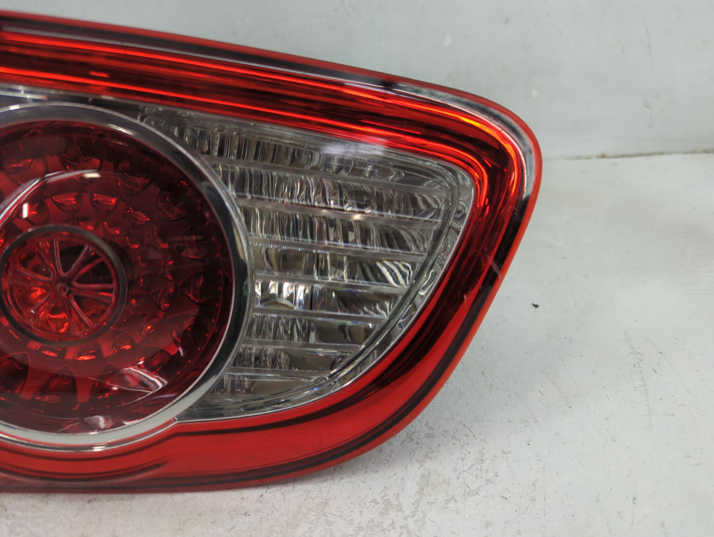 2010-2012 Hyundai Santa Fe Tail Light Assembly Driver Left OEM Fits Fits 2010 2011 2012 OEM Used Auto Parts - Oemusedautopar