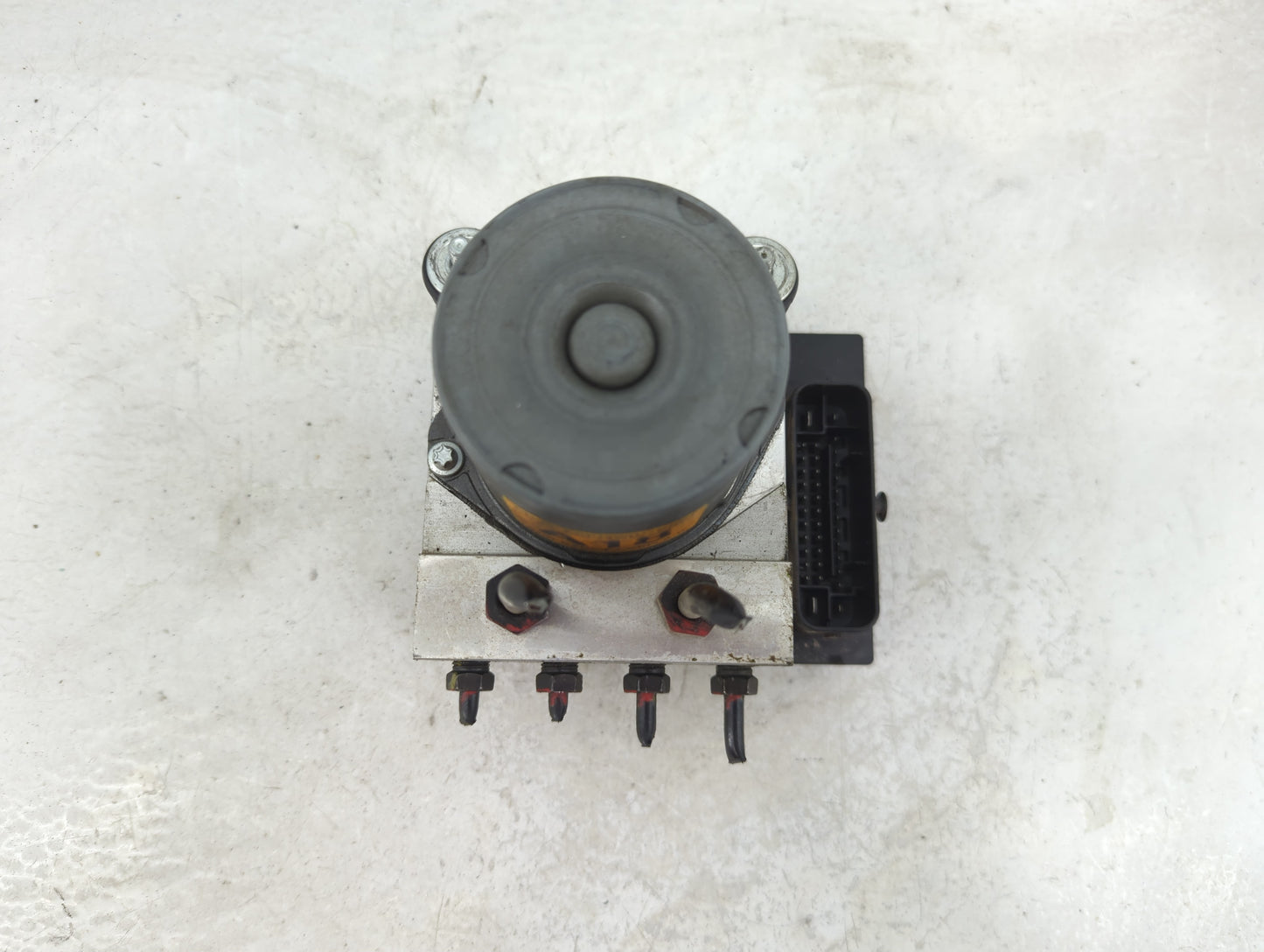 2010-2012 Hyundai Santa Fe ABS Pump Control Module Replacement P/N:58910-2B650 Fits Fits 2010 2011 2012 OEM Used Auto Parts 
