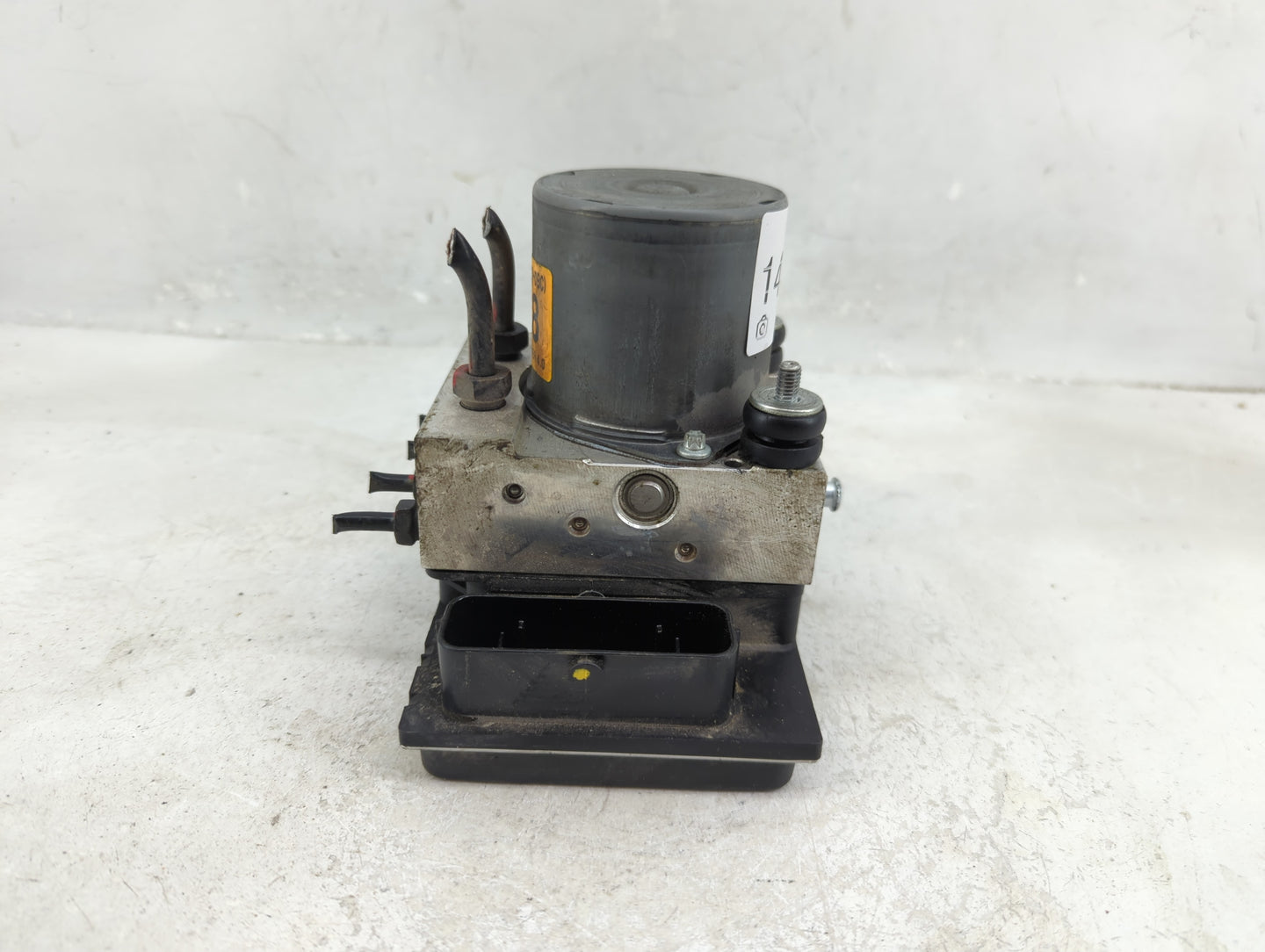 2010-2012 Hyundai Santa Fe ABS Pump Control Module Replacement P/N:58910-2B650 Fits Fits 2010 2011 2012 OEM Used Auto Parts 
