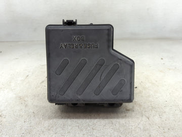 2010-2012 Hyundai Santa Fe Fusebox Fuse Box Panel Relay Module P/N:91406-0W030 Fits Fits 2010 2011 2012 OEM Used Auto Parts 